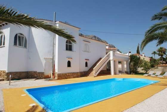 Villa Bozena Dénia Buitenkant foto