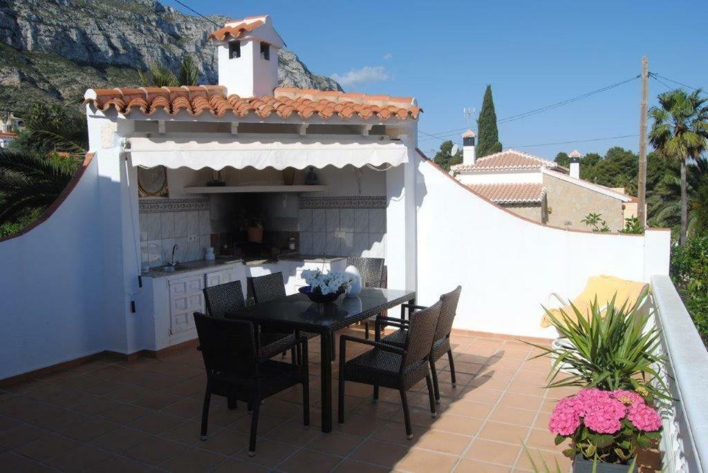 Villa Bozena Dénia Buitenkant foto
